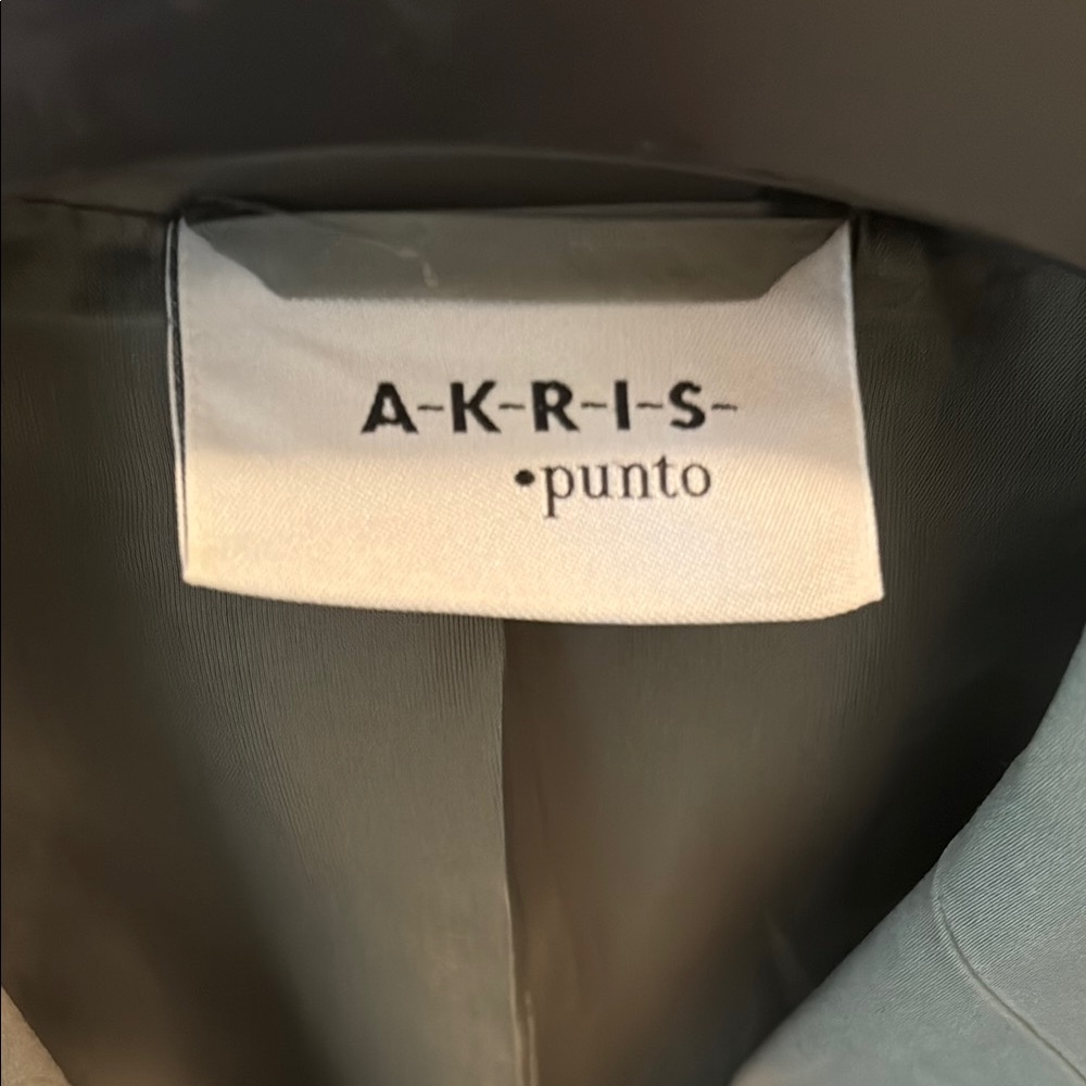 Akris Punto Women’s Tailored Suit in Olive - Picture 2 of 5